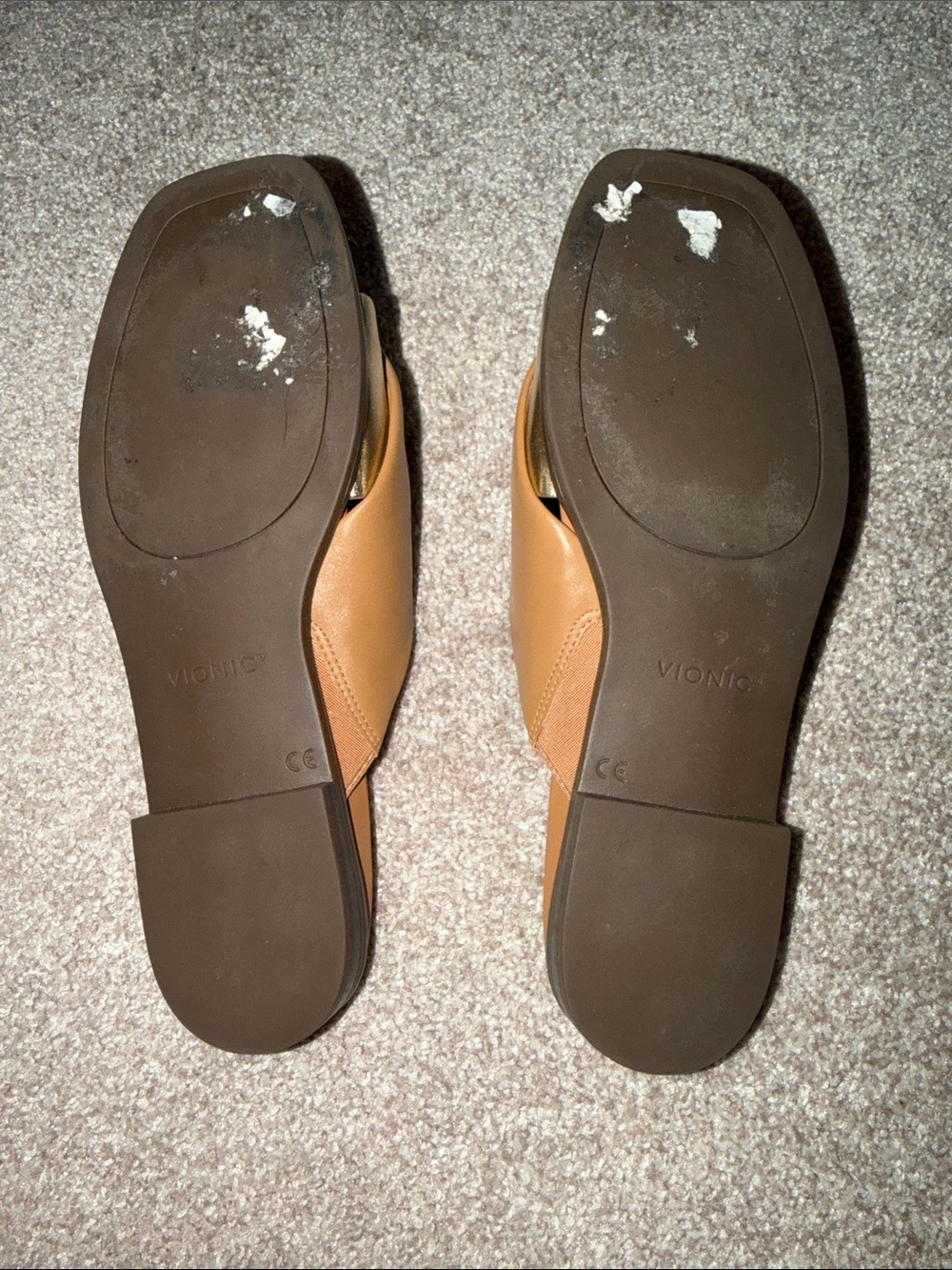 Vionic Two-Tone Tan and Gold Slide Sandals - Picture 5 of 5
